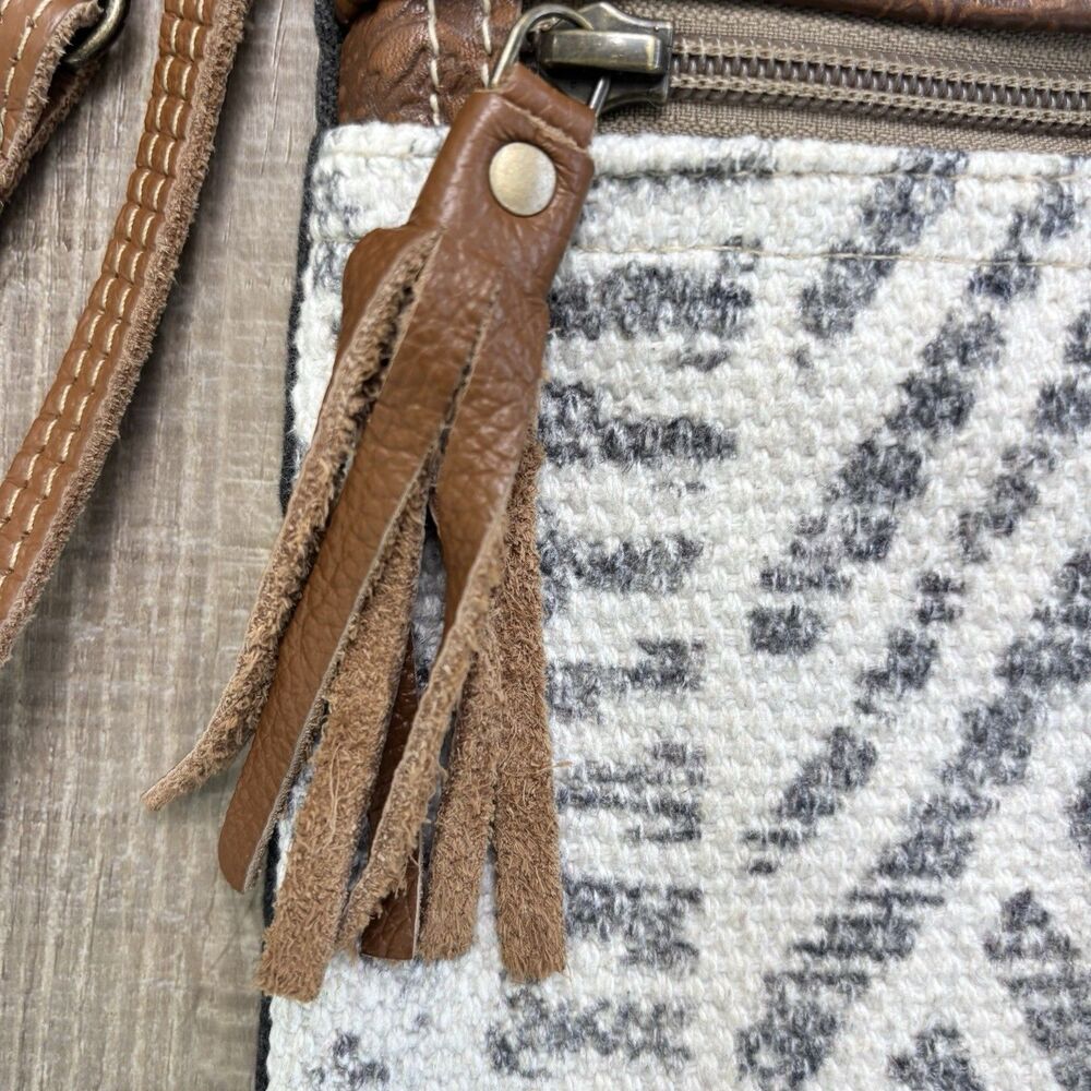 Myra Pastel Small Crossbody Purse Upcycled Cotton Leather Engraved Boho Western - Picture 3 of 12